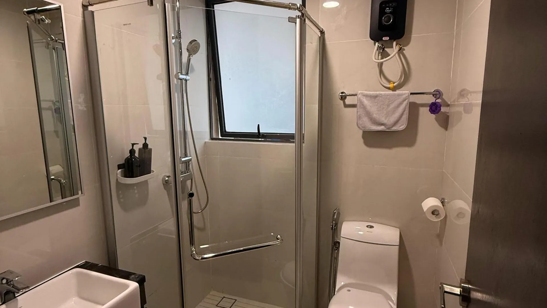 Appartamento Jb Danga Bay Cozy 2Br By Viesel Group - Netflix, Wifi, Free Parking Johor Bahru