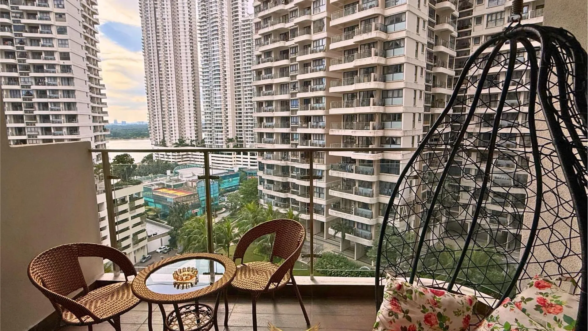 Appartamento Jb Danga Bay Cozy 2Br By Viesel Group - Netflix, Wifi, Free Parking Johor Bahru